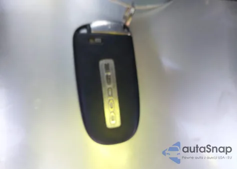 2015 Dodge Challenger Sxt z USA, uszkodzony, nr VIN 2C3CDZAG0FH805281